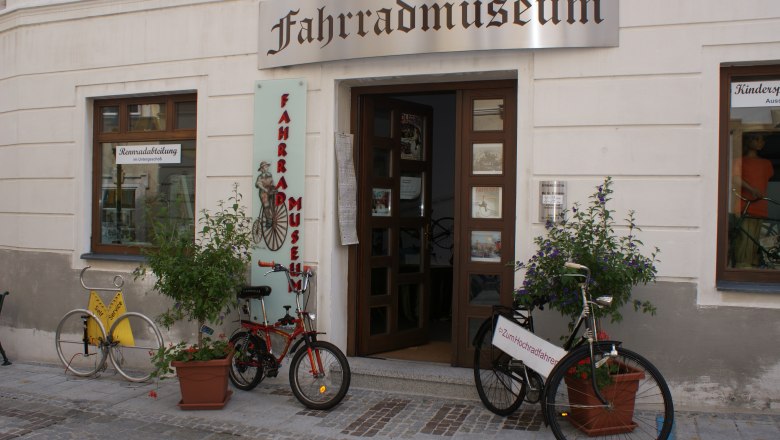 Ybbs Bicycle Museum, &copy; Stadtgemeinde Ybbs