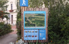 Hiking board, &copy; Gemeinde Markt Piesting