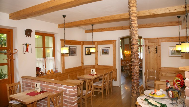 Restaurant, &copy; Zierer