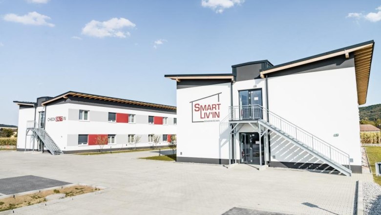 Hotel Smart Liv'in B&ouml;heimkirchen, &copy; HFM Photography