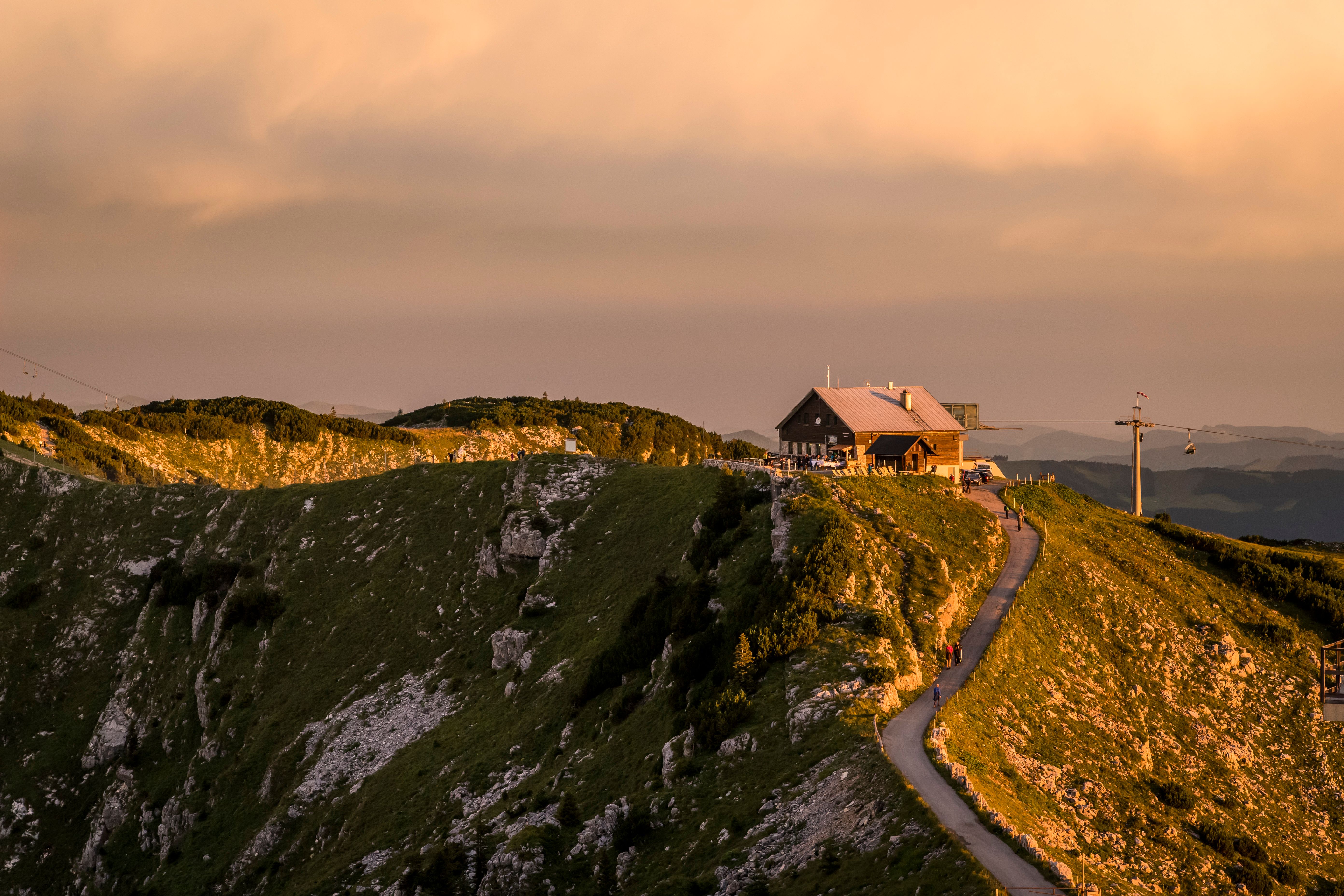 Geischlägerhütte a Hochkaron, fantasztikus hegyi környezet közepette.