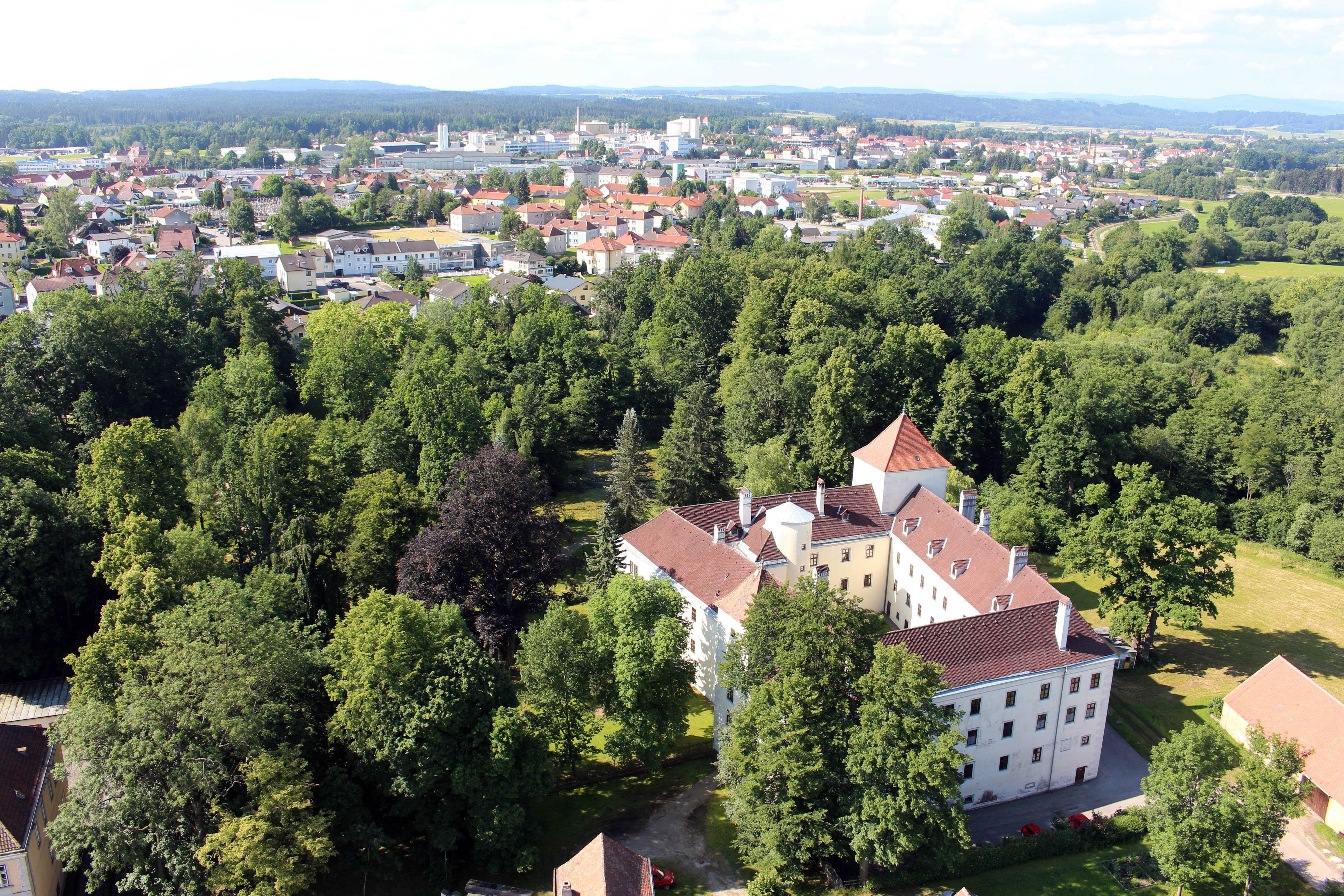 Kastélypark a Gmünd kastéllyal