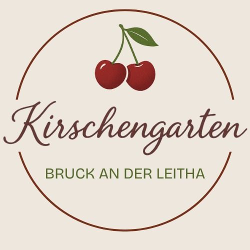 Logó két cseresznyével és a "Kirschengarten Bruck an der Leitha" felirattal.