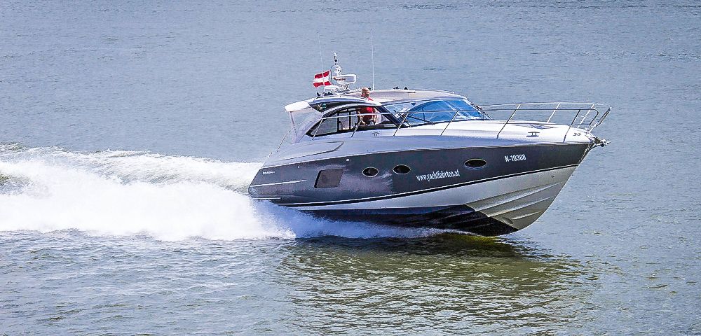 Wachau motoros jacht © Engelbert Maurer