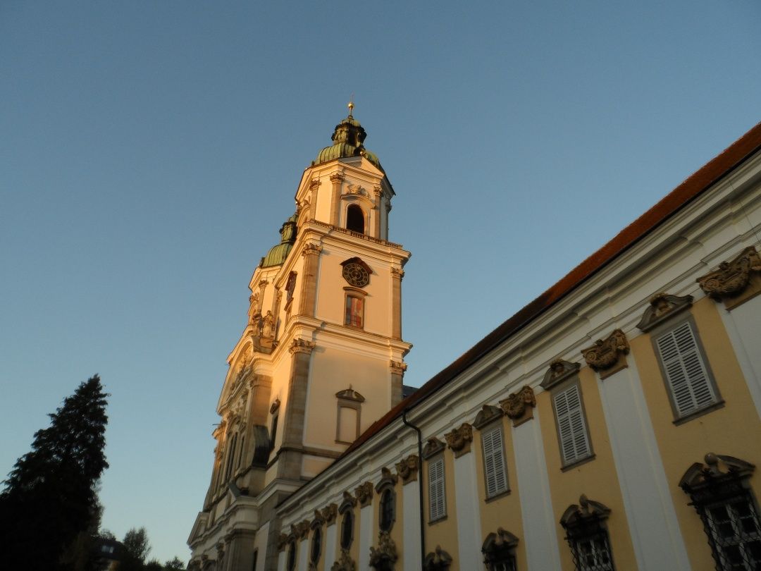 Szent Flórián kanonokok kolostora