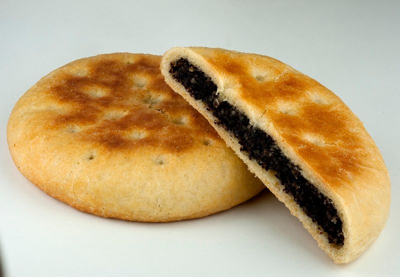 pipacsos sátrak-800x554