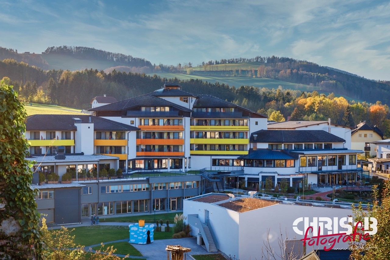 Vivea 4* Hotel Bad Schönau Zum Landsknecht festői környezetben.