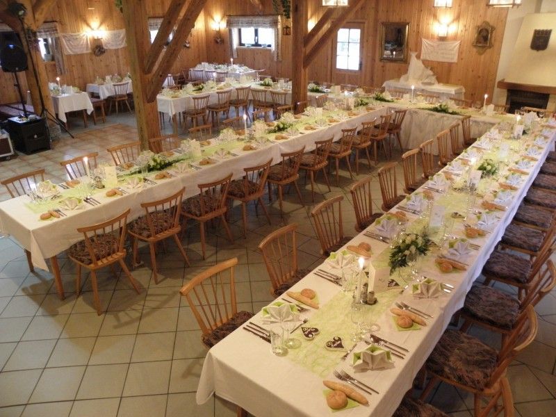 Harmonikawirt asztal