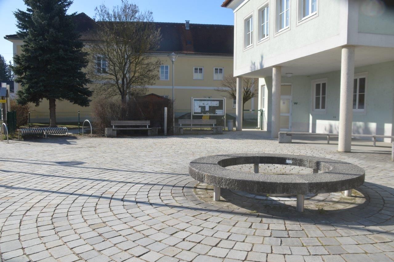 Sankt Pantaleon falu tér