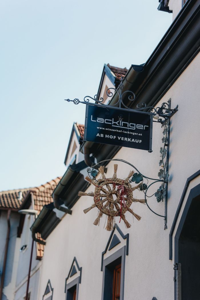 Aláírás Heurigenbuschen