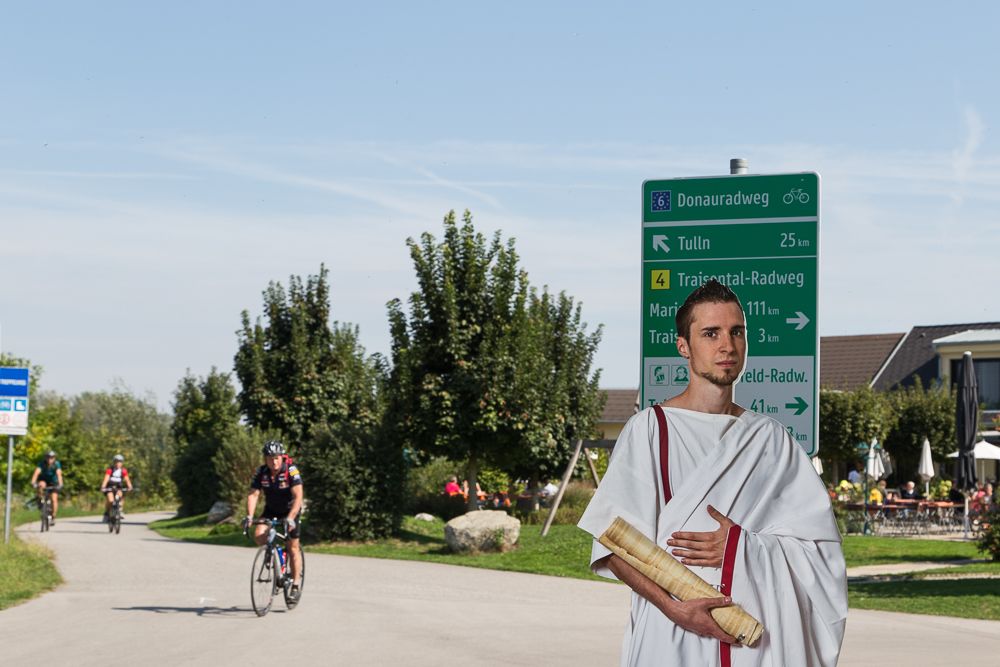 Kulturális útmutató rendszer: Beszélgető rómaiak Traismauerben