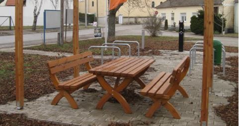 Weinviertel pihenőhely Mistelbach/Eibesthal