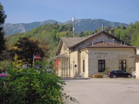Der historische Payerbacher Bahnhof als Ausgangspunkt..., &copy; Wiener Alpen in Nieder&ouml;sterreich - Semmering Rax