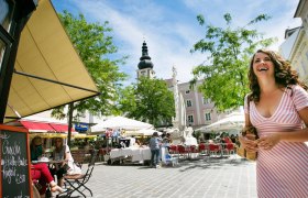 Weekly market on Herrenplatz, &copy; schwarz-koenig.at