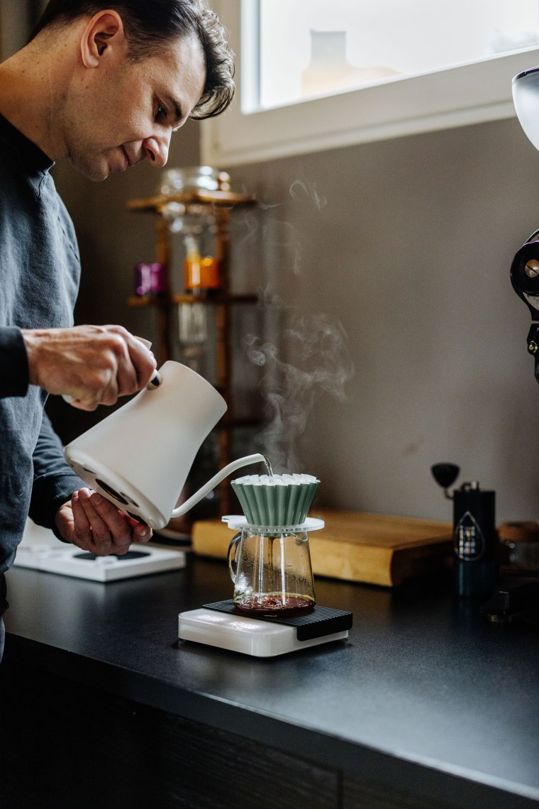 Felix Teiretzbacher in seiner Kaffeerösterei Kaffeelix, © Mara Hohla 