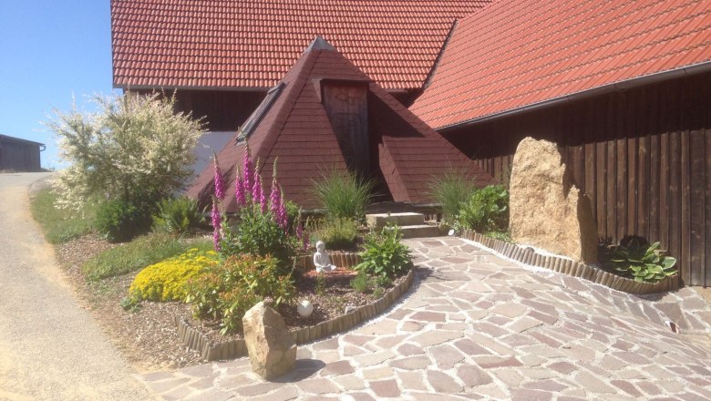 Energy pyramid, &copy; Amstetter's Ferienwohnung