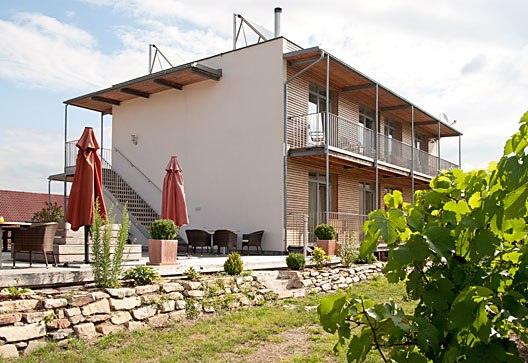 Exterior view with garden, © Weinresidenz Sonnleitner