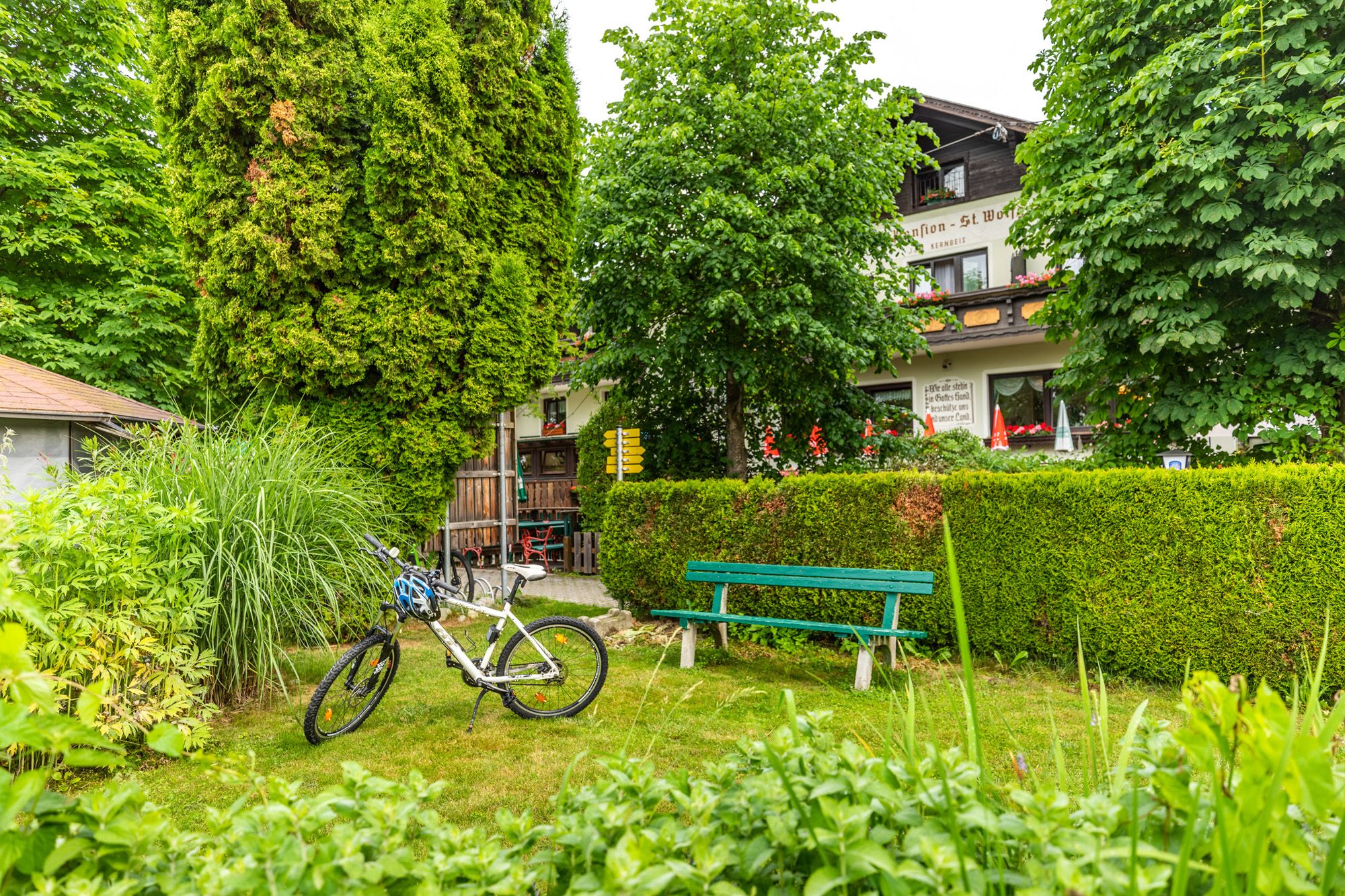 Radlerrast beim Gasthof St. Wolfgang