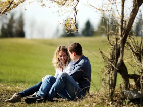 Wanderrast unterm Dirndlstrauch, &copy; weinfranz.at