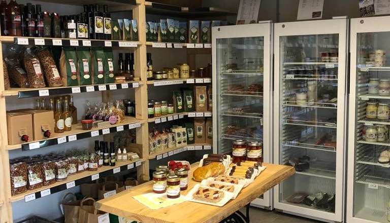 Farmers' self-service store, &copy; Die B&auml;uerinnen