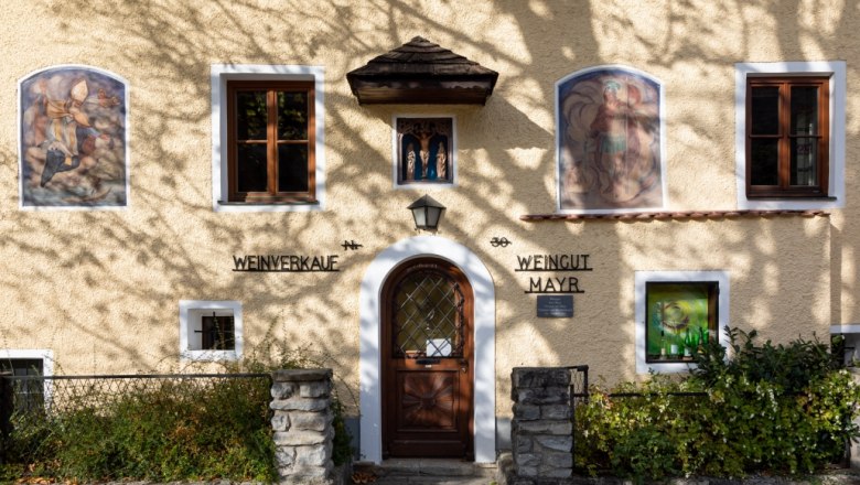 Winery Mayr facade, &copy; Weingut Mayr