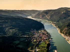 Aggsbach Markt von oben, &copy; Wachau-Nibelungengau-Kremstal