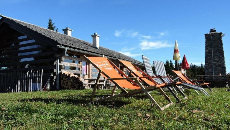 Anna-Alm h&uuml;tte a Hennestecken, &copy; zVg Anna-Alm