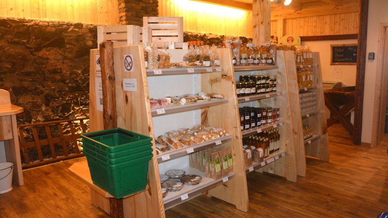 house-corner-the-farm-shop, &copy; Haunschmid