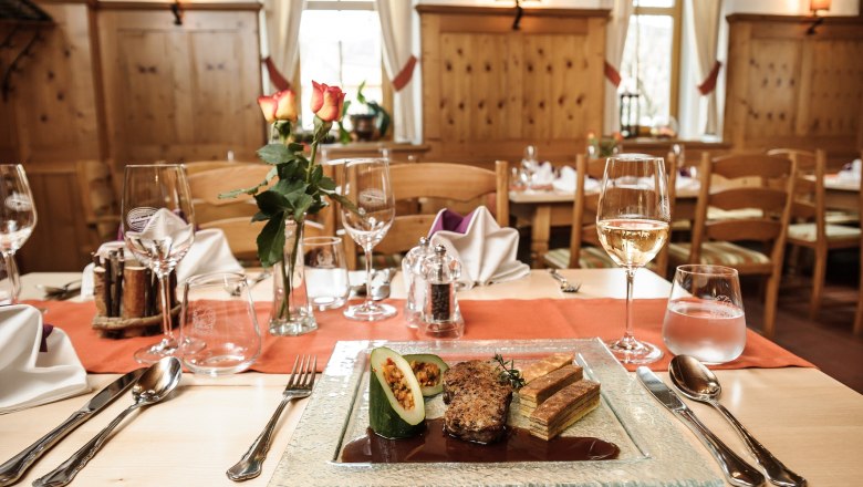 Set table, © Roman Siebenhandl