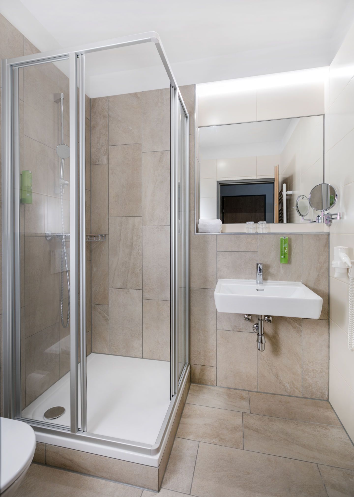 JUFA Hotel am Sigmundsberg fürdőszobája