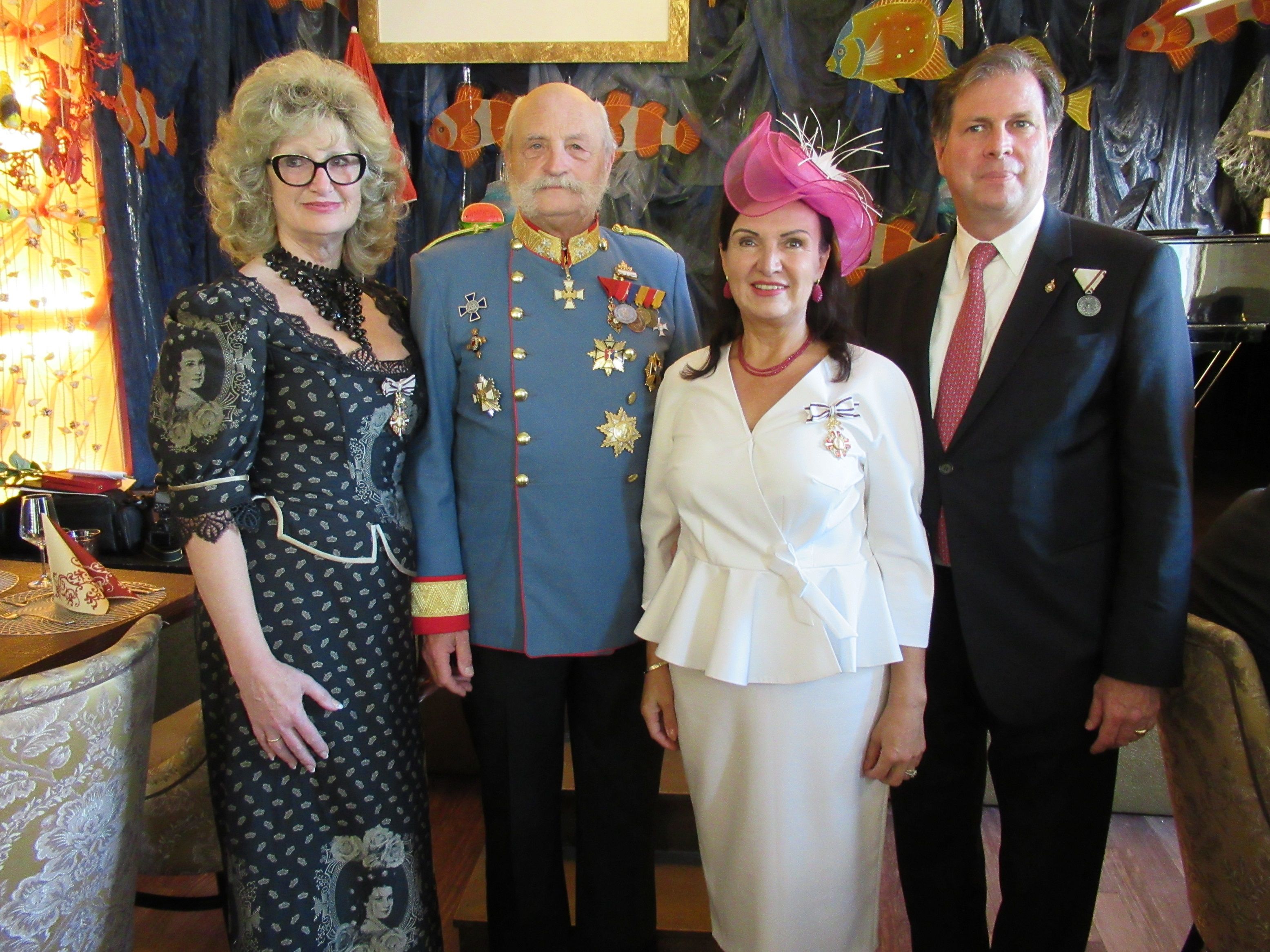 A Jares család a Habsburg-Lothringen családdal együtt