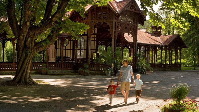 Pavilion with children, &copy; Marktgemeinde Reichenau an der Rax