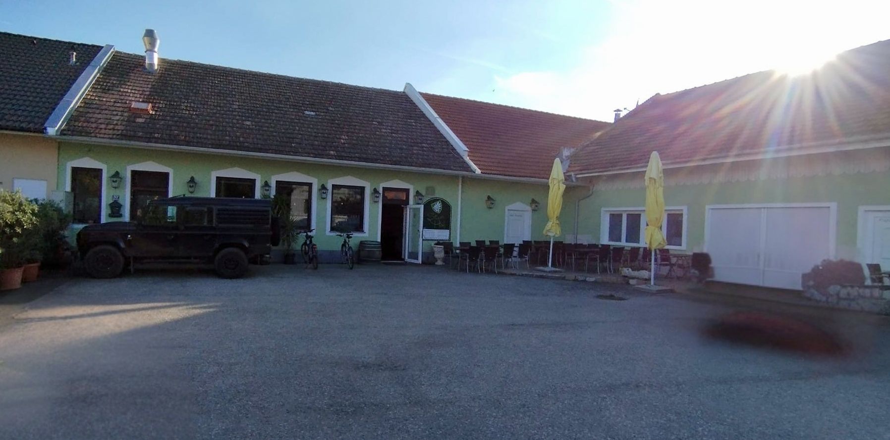Stixer Hof, Stixneusiedl, külső nézet 