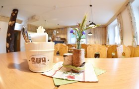 Wine tavern Nordwaldfarm, &copy; Anna Bartl Fotografie