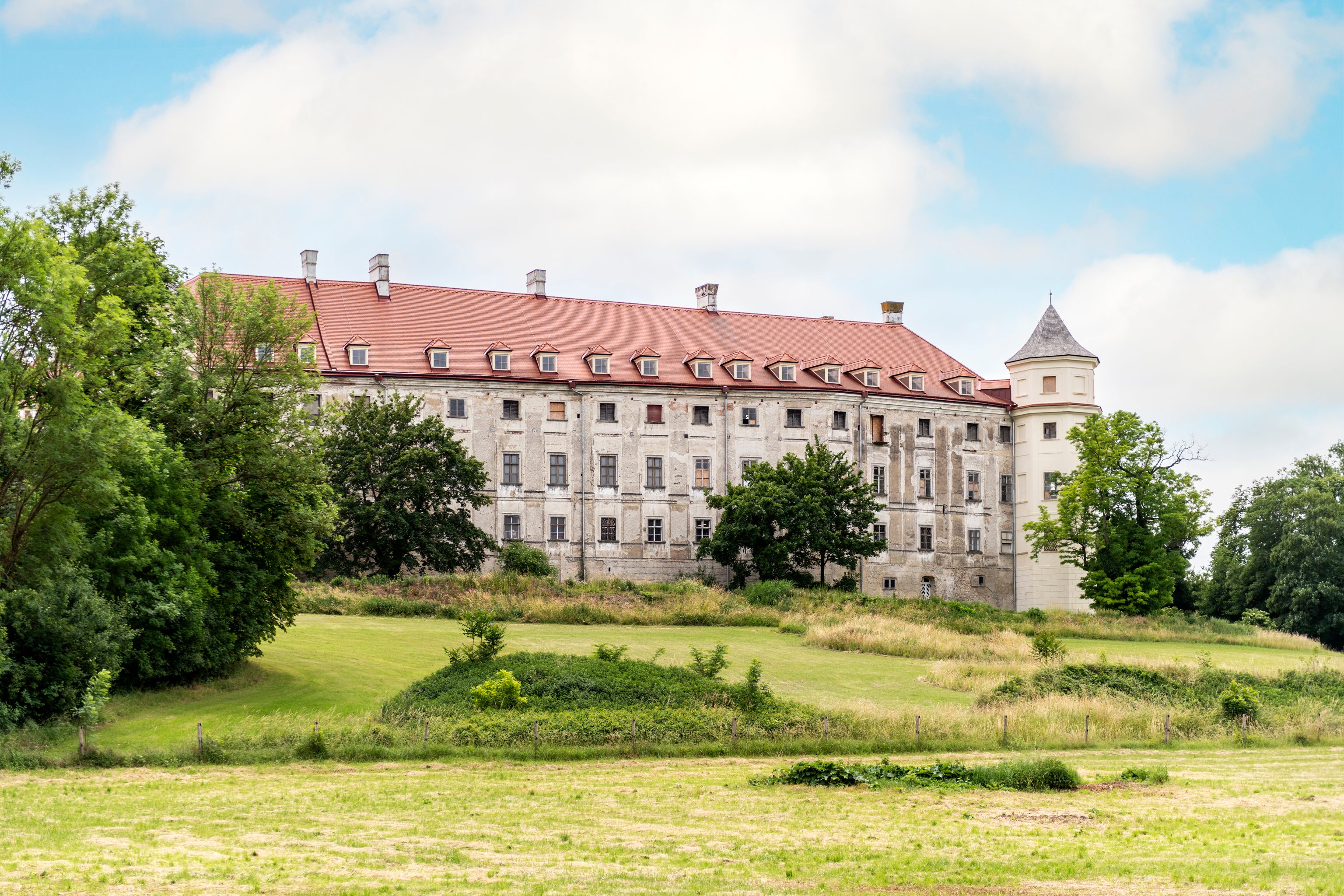 Petronell-Carnuntum kastély Külső nézet