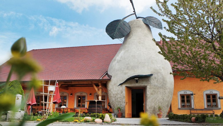 To the stone pear, © weinfranz.at