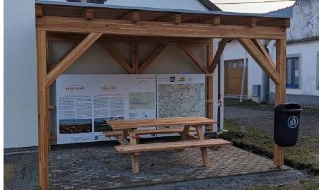 Weinviertel pihenőhely Zistersdorf/Großinzersdorf
