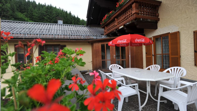 Terrace, &copy; Tibor Borgyos