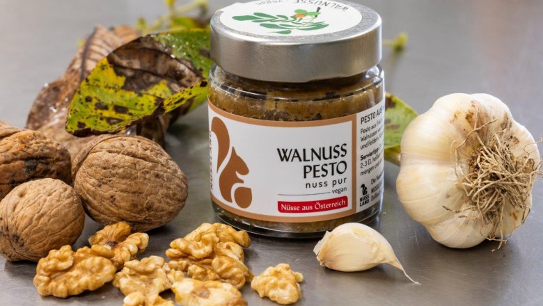 NUSSLAND, a di&oacute;t&ouml;rők, akik finom&iacute;tanak, &copy; Theo Kust