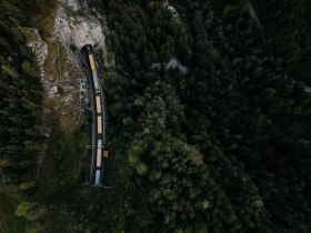 Semmering Bahnwanderweg, Bahnwandern, Wiener Alpen in Niederösterreich, © Wiener Alpen/nicoleseiser.at