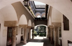 Arcaded courtyard in the Hafnerhaus, © Karanitsch