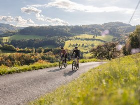 Gravelbiken im Wienerwald, &copy; Nieder&ouml;sterreich Werbung/Markus Fr&uuml;hmann