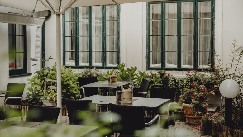 Romantic terrace, © Niederösterreich Werbung/Sophie Menegaldo