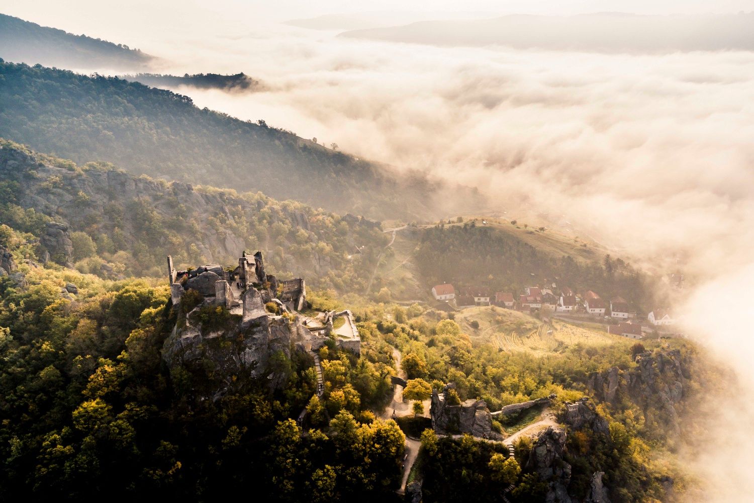 Dürnstein romok ködben