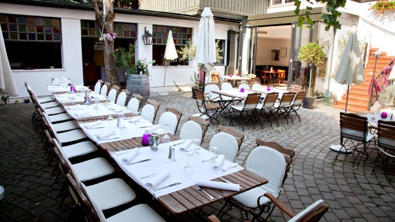 Inner courtyard, &copy; Hotel - Restaurant Zum goldenen Anker