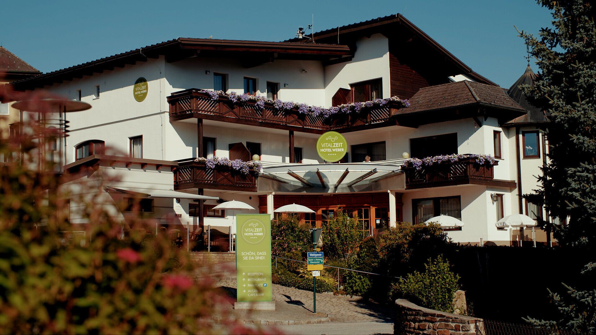 A Vitalzeit Hotel Weber külső képe Bad Schönau-ban.