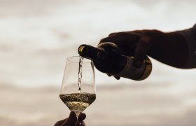 Enjoy the wine, &copy; Weinviertel Tourismus / Sophie Menegaldo