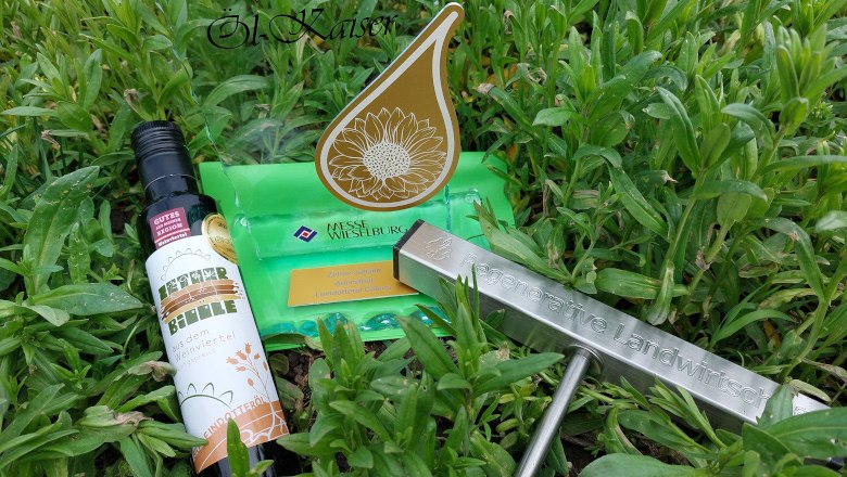 Camelina oil from the Weinviertel region, &copy; Biohof Zetner