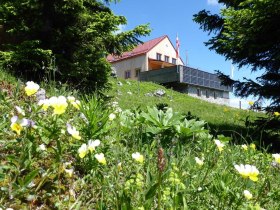 Ein lohnenswertes Ziel: Das Annaberger Haus, &copy; Karl Schachinger