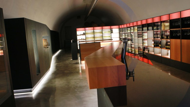 You can browse the store at your leisure, © weinfranz.at